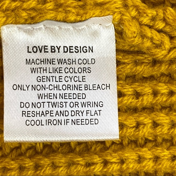 Love By Design Long Sleeves Lace-Up Back Sweater Color Gold Size Large - Picture 7 of 8